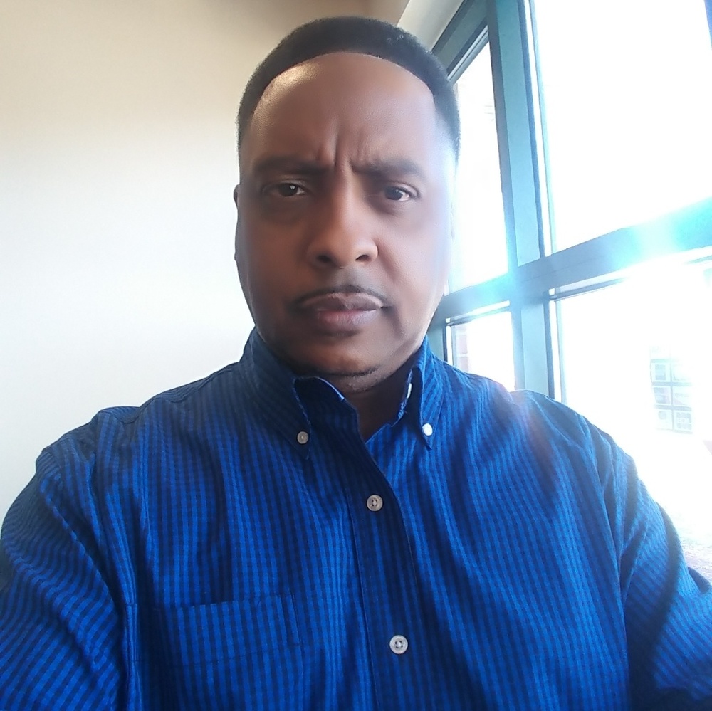 Meet your Posher, Toni